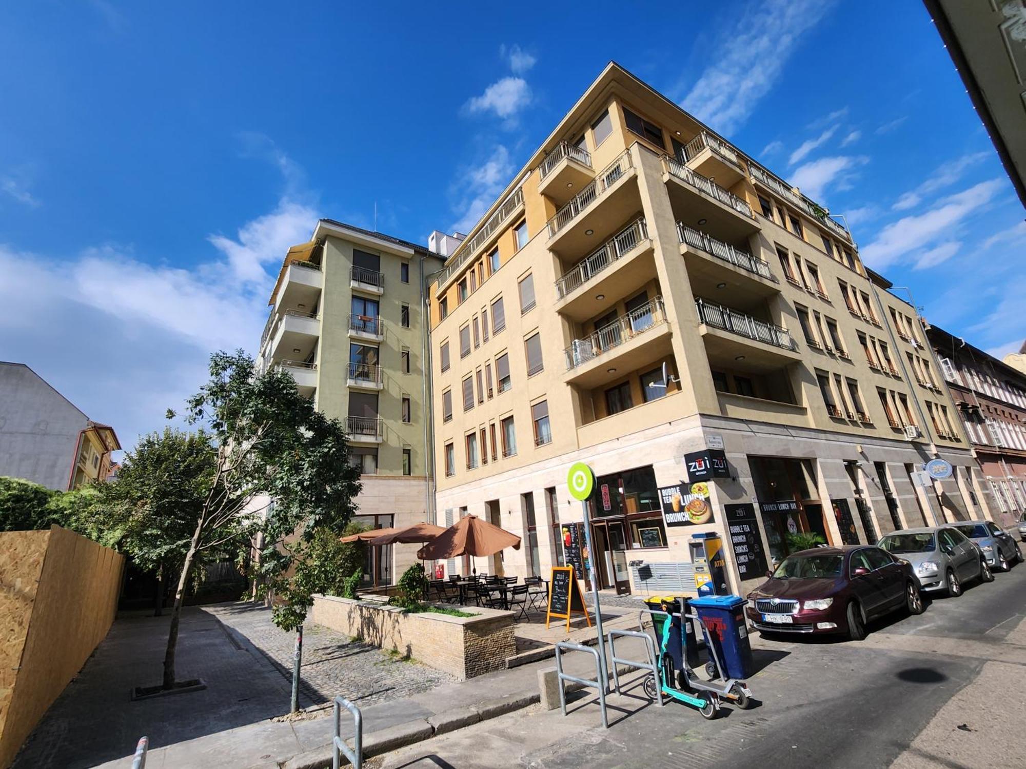 Cloud Apartment Gozsdu Budapest Bagian luar foto