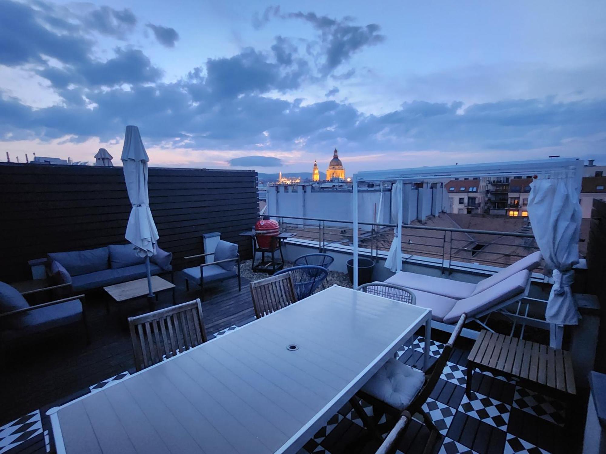 Cloud Apartment Gozsdu Budapest Bagian luar foto